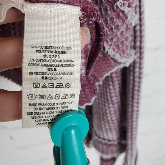 Free People Dahlia Washed Thermal Size S Wine Long Bell Sleeve Top V Neck - Picture 11 of 15